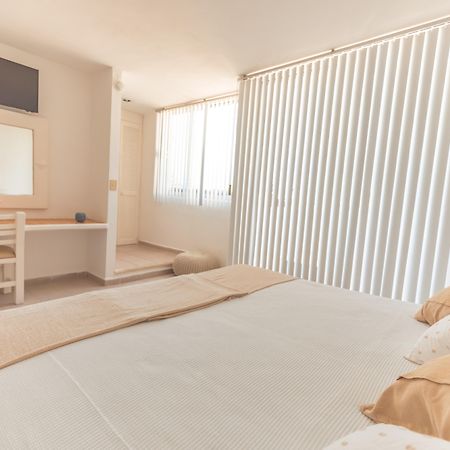 קנקון Las Gaviotas Hotel & Suites מראה חיצוני תמונה
