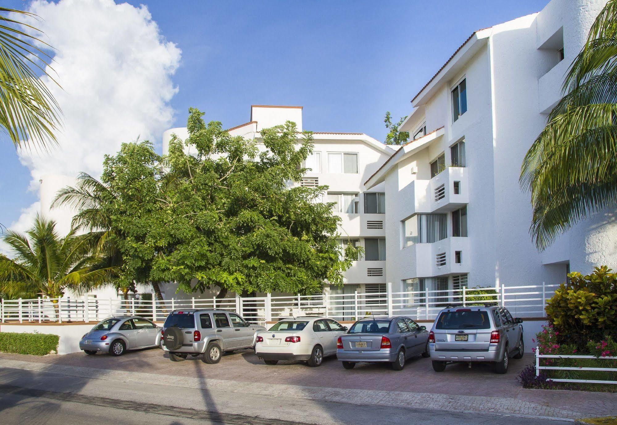 קנקון Las Gaviotas Hotel & Suites מראה חיצוני תמונה