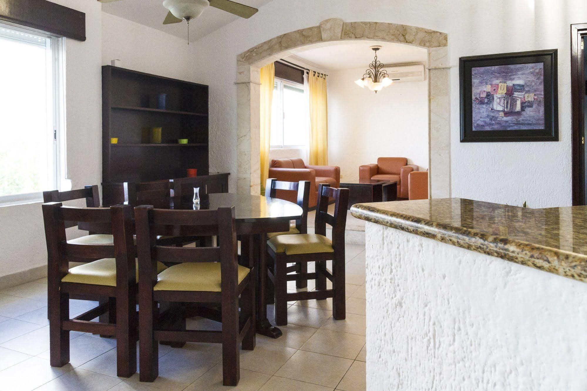 קנקון Las Gaviotas Hotel & Suites מראה חיצוני תמונה